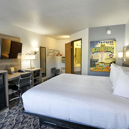 Travelodge By Wyndham Gardiner Yellowstone Park North Entr Extérieur photo