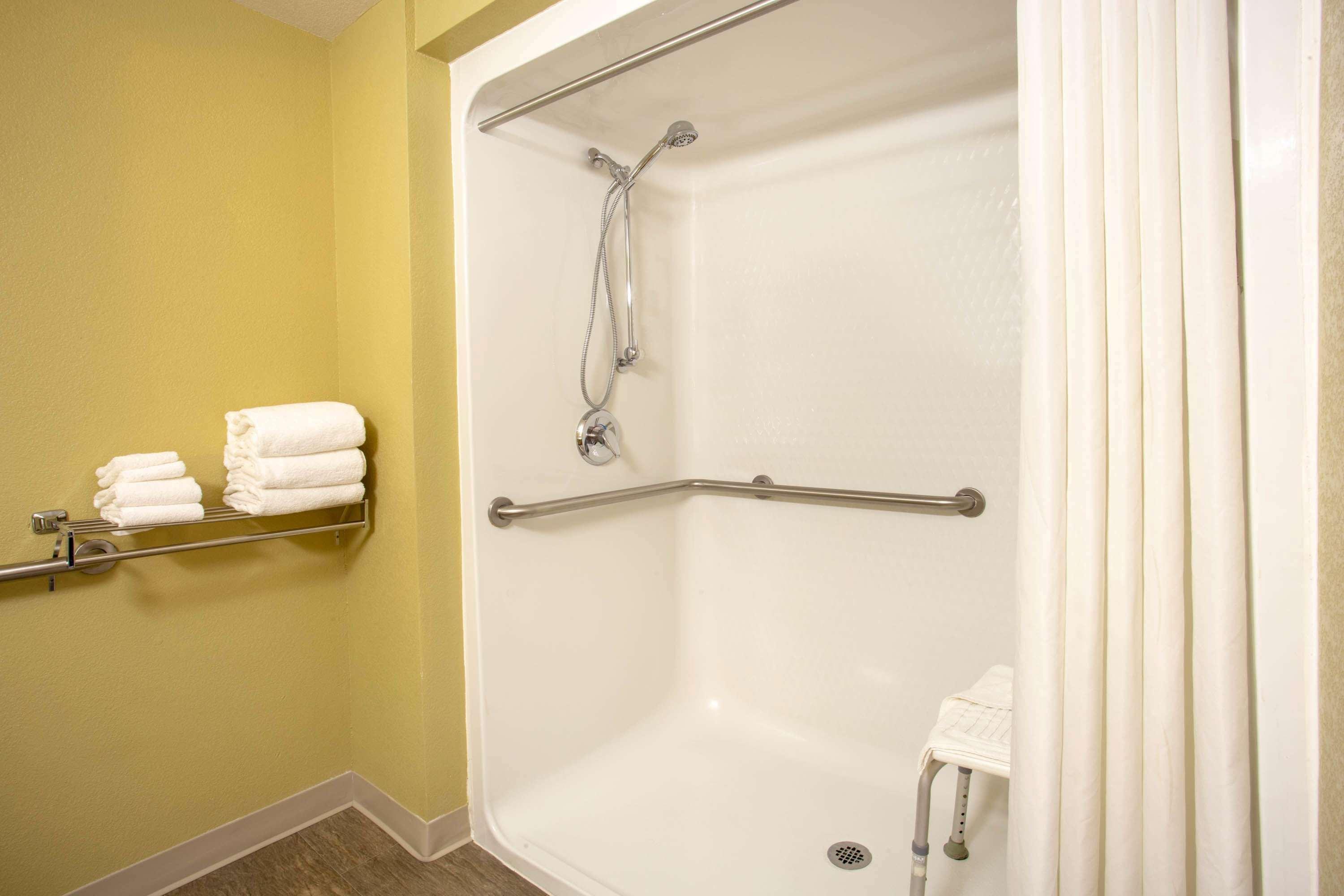Travelodge By Wyndham Gardiner Yellowstone Park North Entr Extérieur photo