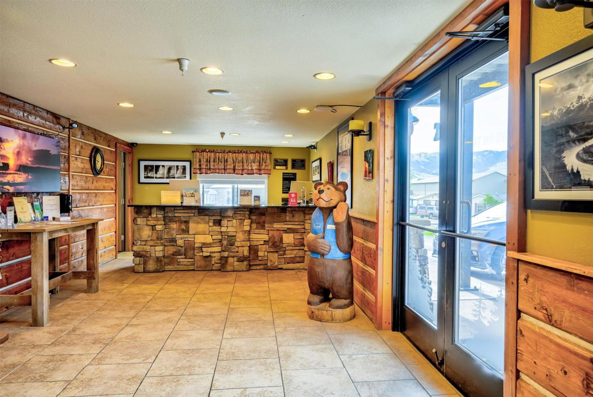 Travelodge By Wyndham Gardiner Yellowstone Park North Entr Extérieur photo